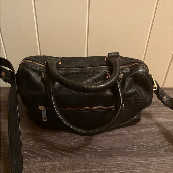 Black Shoulder Bag with Silver Hardware and Structured Design - Picture 5 of 6